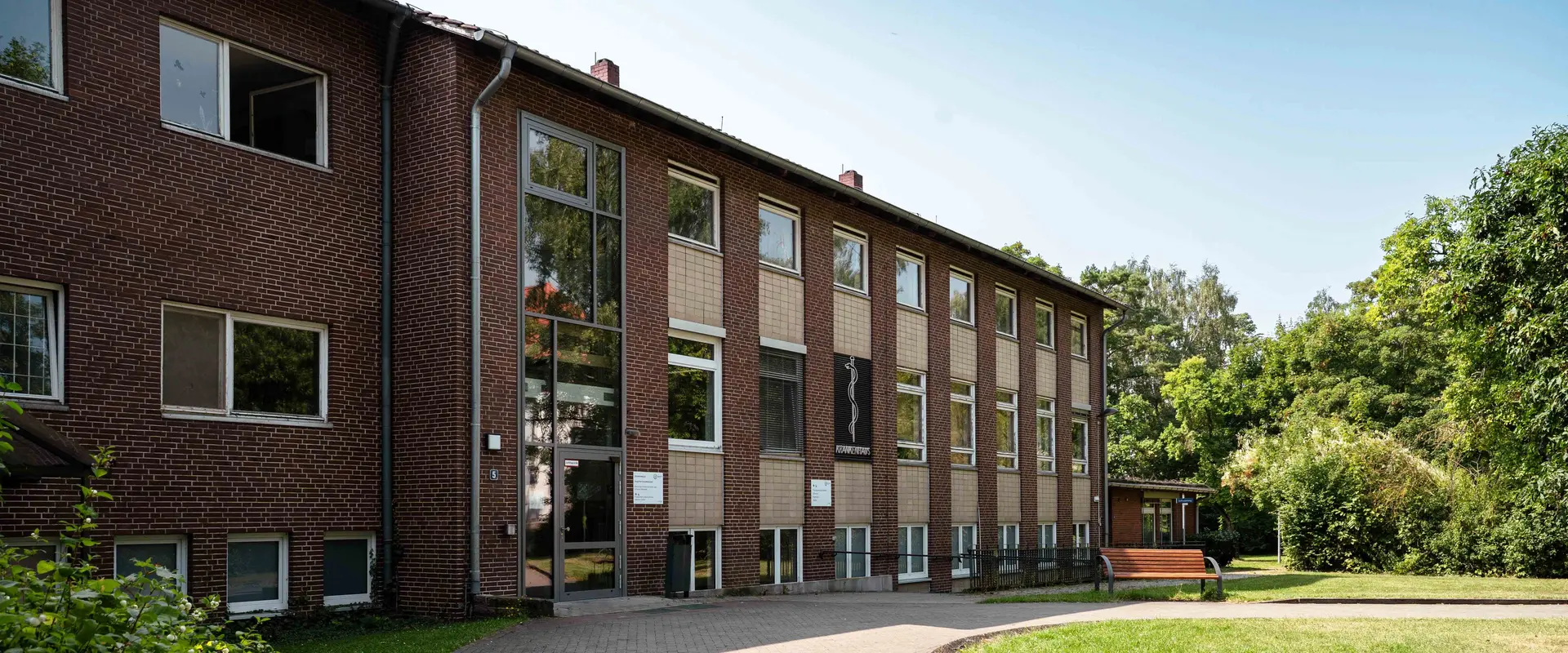 IGN in Neuerkerode - Rotes Backsteingebäude